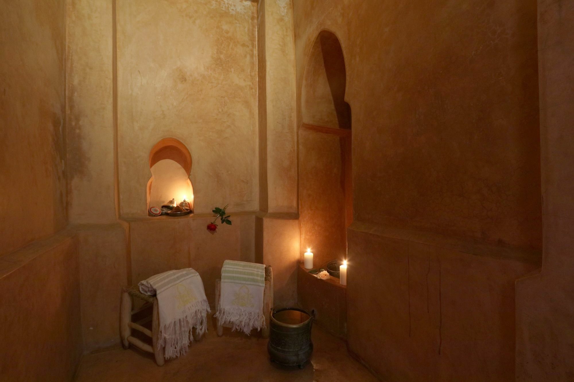 Jaune Safran Entire House Bed & Breakfast 4*