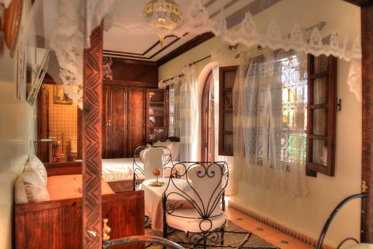 Dar Al Hamra Pensión 3*