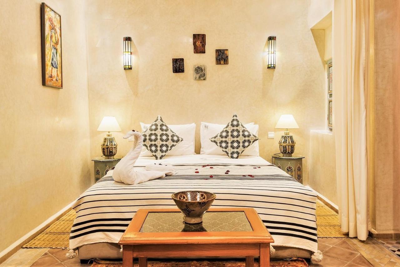 Tahyra Guest house