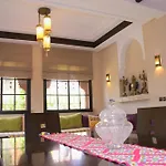 Capstay Riad Villa Residence