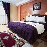 Hotel Les Ambassadeurs