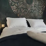 La Casa Ysabella