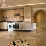 Petit Appartement Moderne Et Cosy En Plein Centre