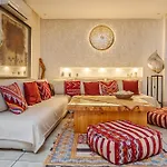 Riad La Sarrazine