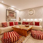 Riad La Sarrazine