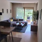 Modern Studio In Prime Location