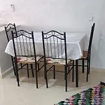Appartement Moderne En Plein Centre De Gueliz