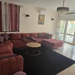 Villa Velvet