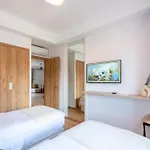 Appartement Moderne & Elegant A Noria - Piscine & Jardin
