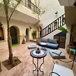Riad 4 Chambres Avec Piscine Et Petit Dejeuner