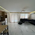 Spacieux Appartement Avec Terrasse Coeur De Marrakech