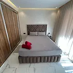 Spacieux Appartement Avec Terrasse Coeur De Marrakech
