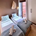 Stunning Apartment - Panoramic Pool View