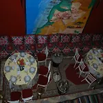 Red Castle Hostel - Backpacker