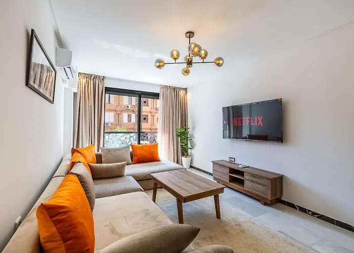 Luxurious City Apartment