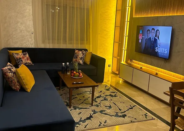 2-Bedroom Luxury Contemporary Apartment Hivernage