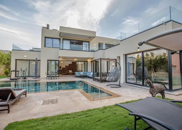 Villa Athena 4 Chambres Piscine Privee Et Jaccuzi