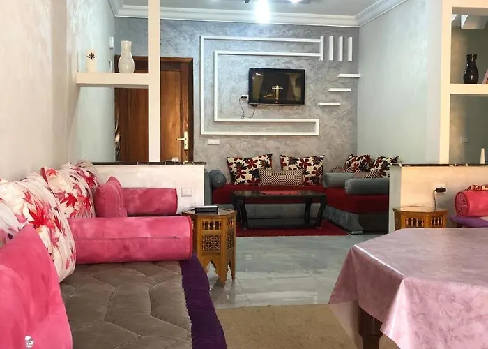 Ac Family Apartment Steps Away From Everything