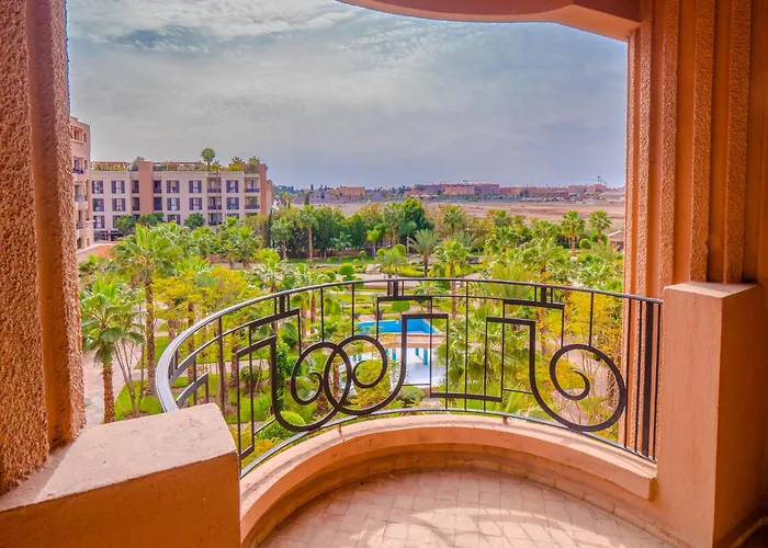 Top Location, Elegance, View & Comfort