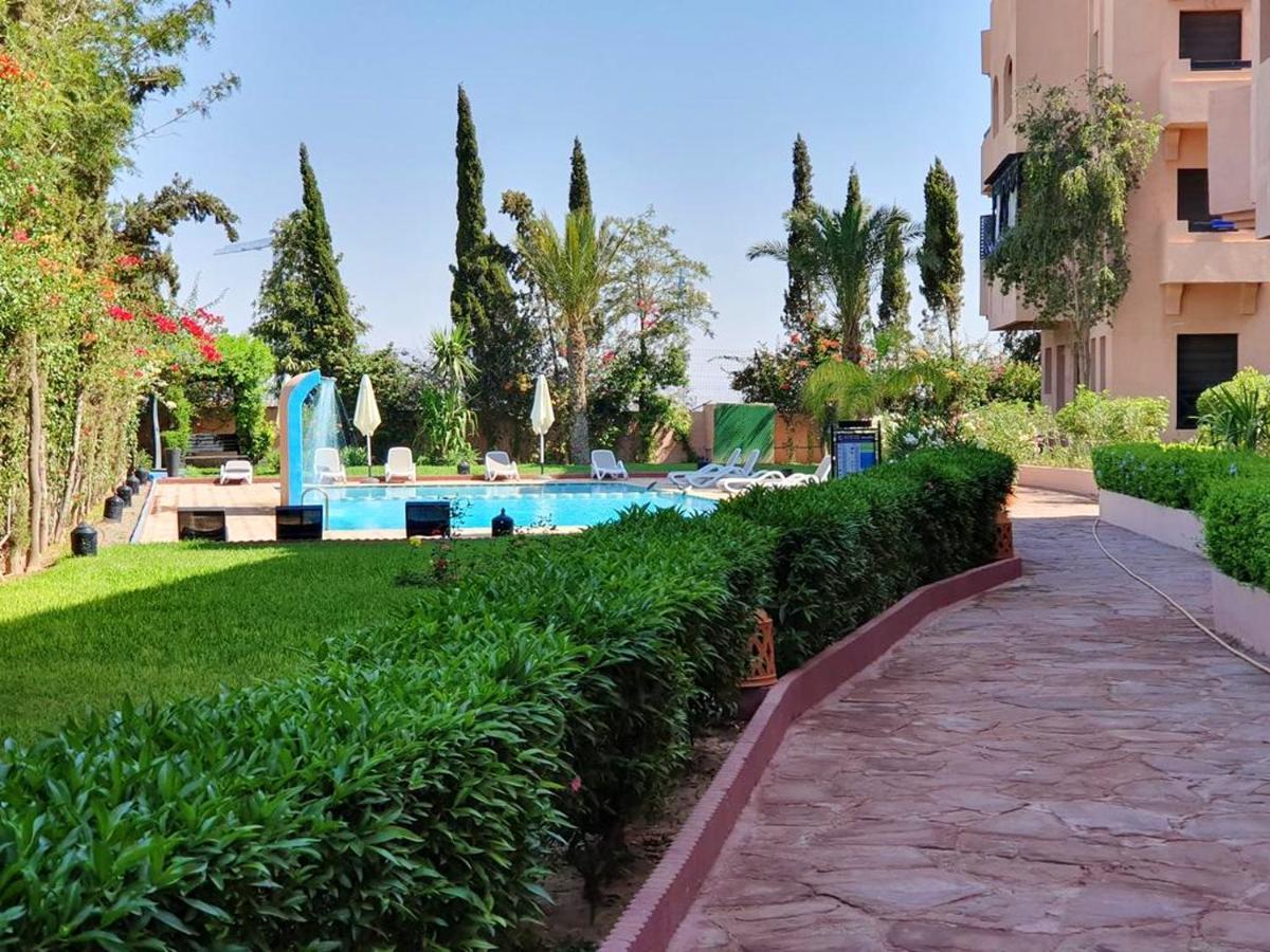 Pleasant In Marrakech With Shared Pool *