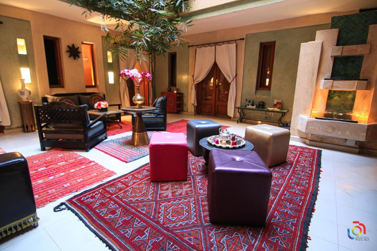 Riad L'heure D'ete 4*