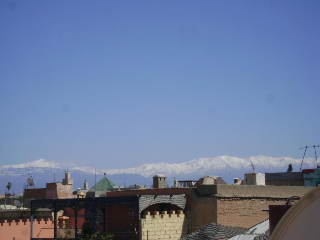 Pensión Dar Azul 3*