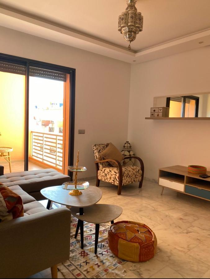 Avec Terrasse Au Calme En Plein Centre De Marrakech Tres Rare Apartment