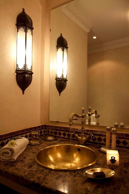 Riad Assouel
