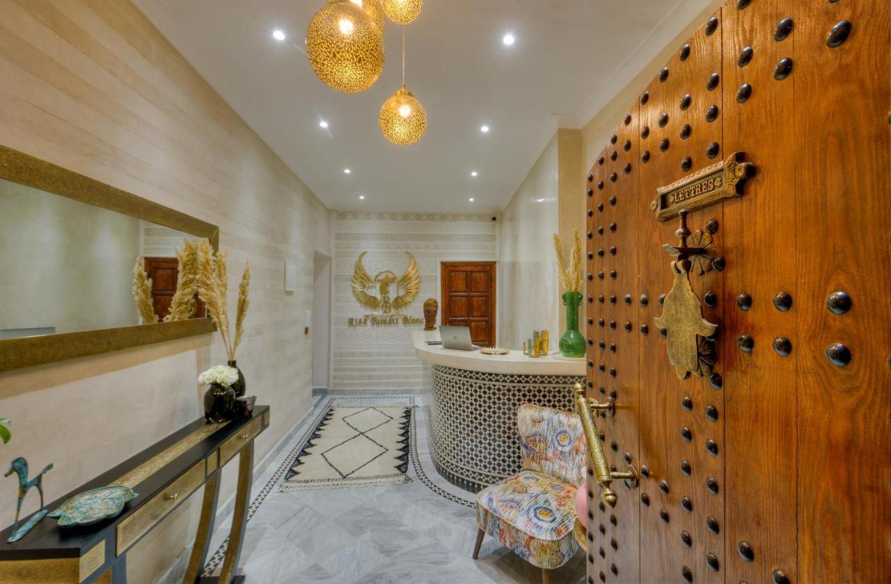 Paradis Blanc * Marrakesh