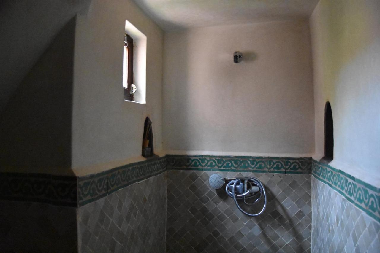 Thycas Riad