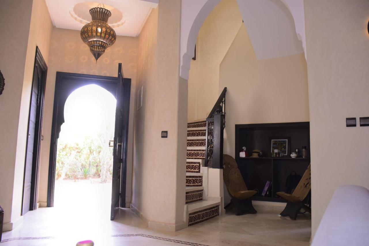 Capstay Riad
