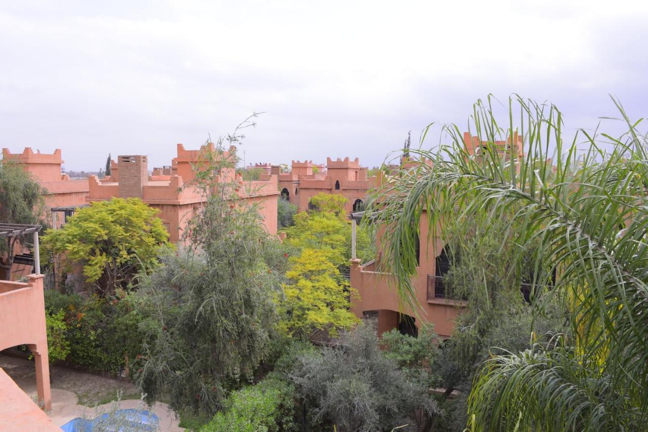Capstay Riad