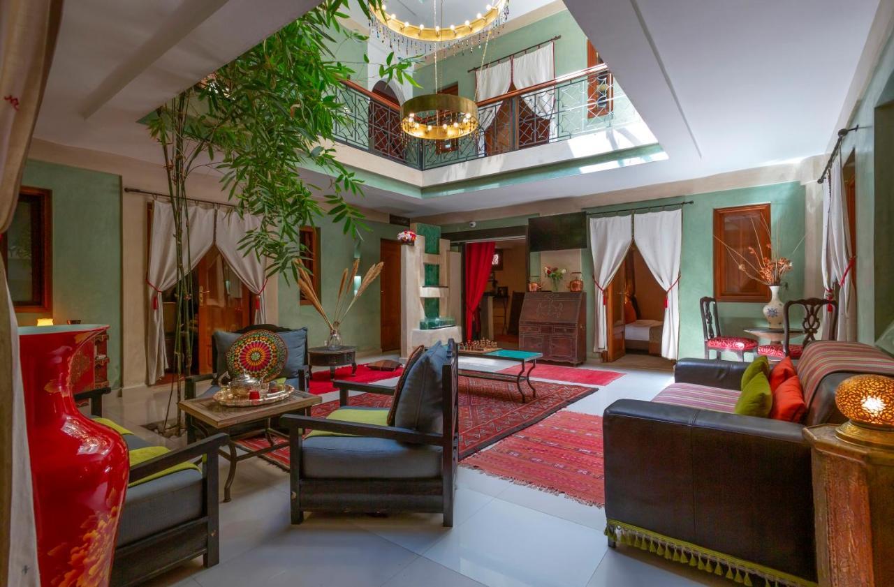 L'heure D'ete Riad
