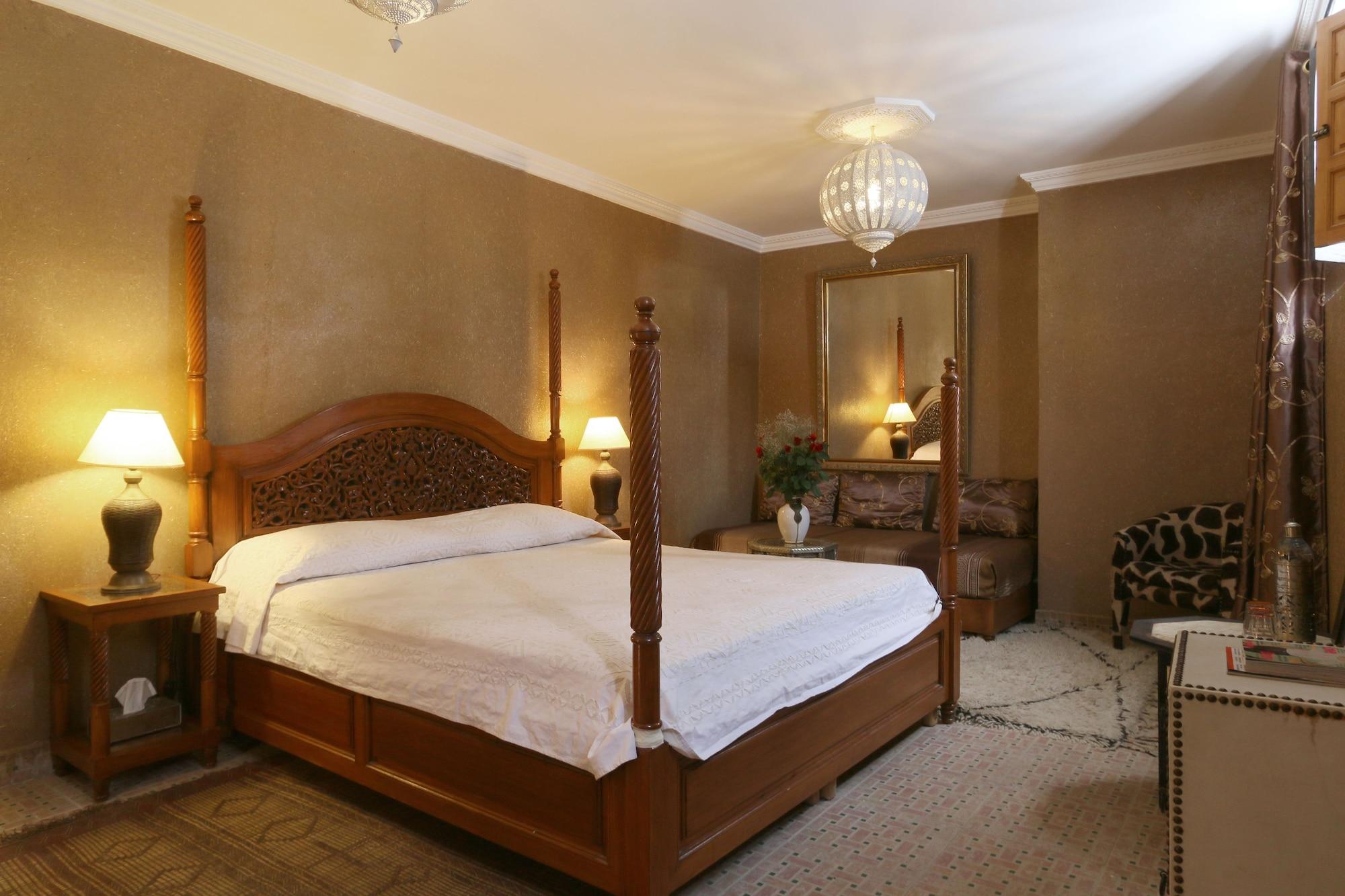 Karmela Riad 4*