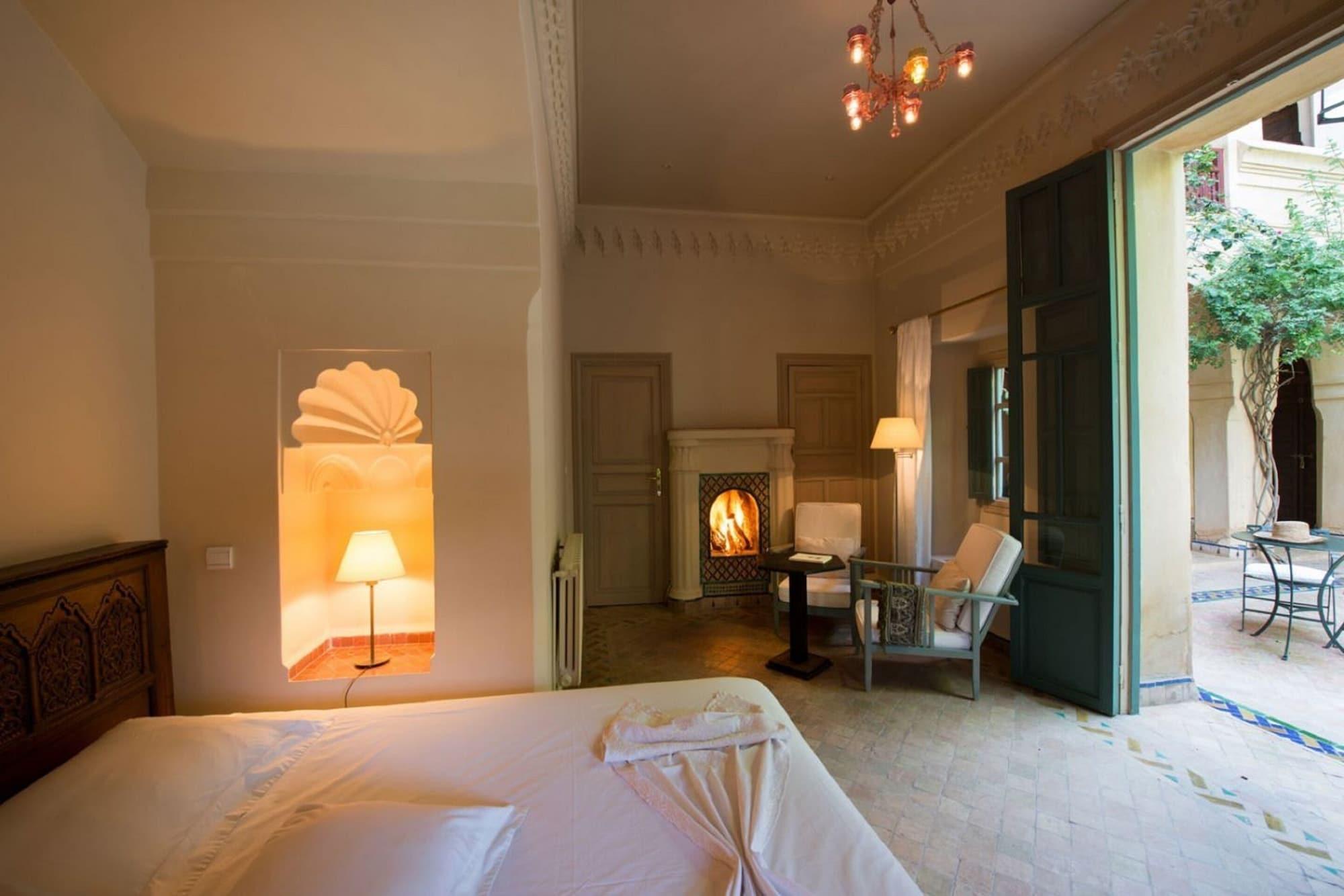 Hotel Les Deux Tours