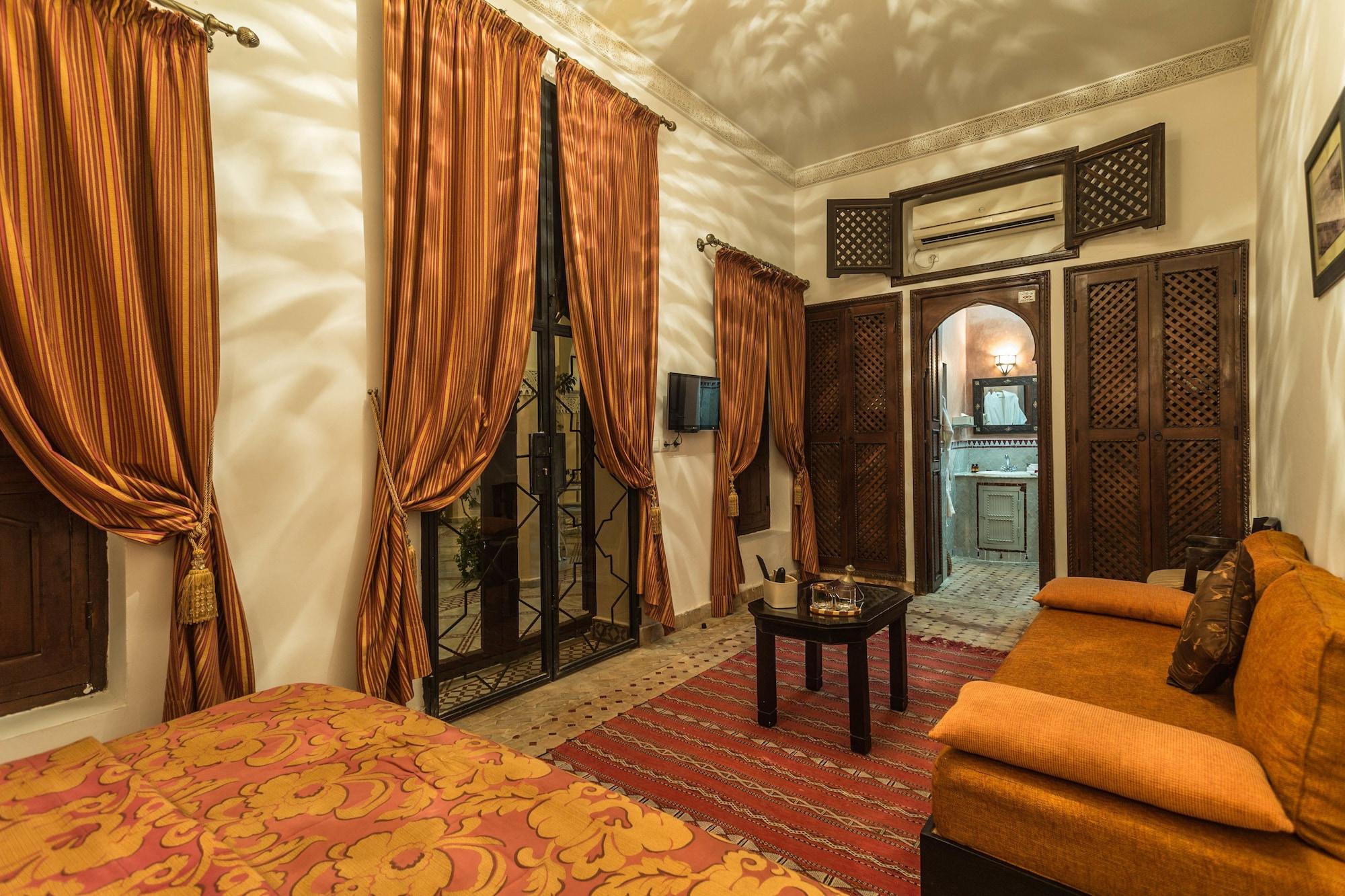 Nasreen Riad 4*