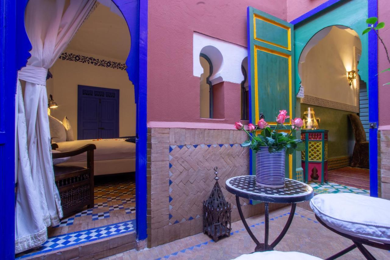 Riad Riad Kaiss By Anika