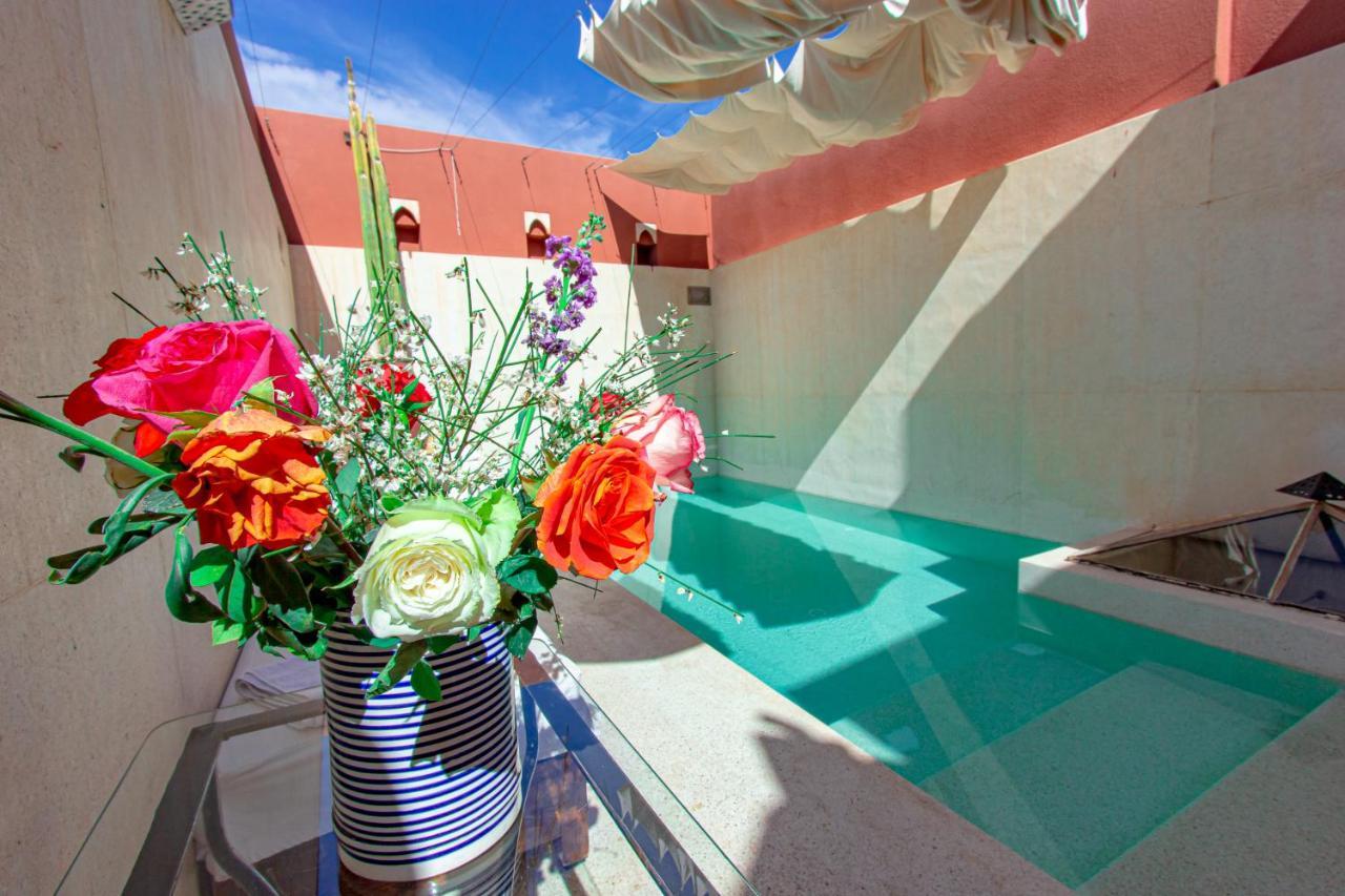 Riad Kaiss By Anika 5*