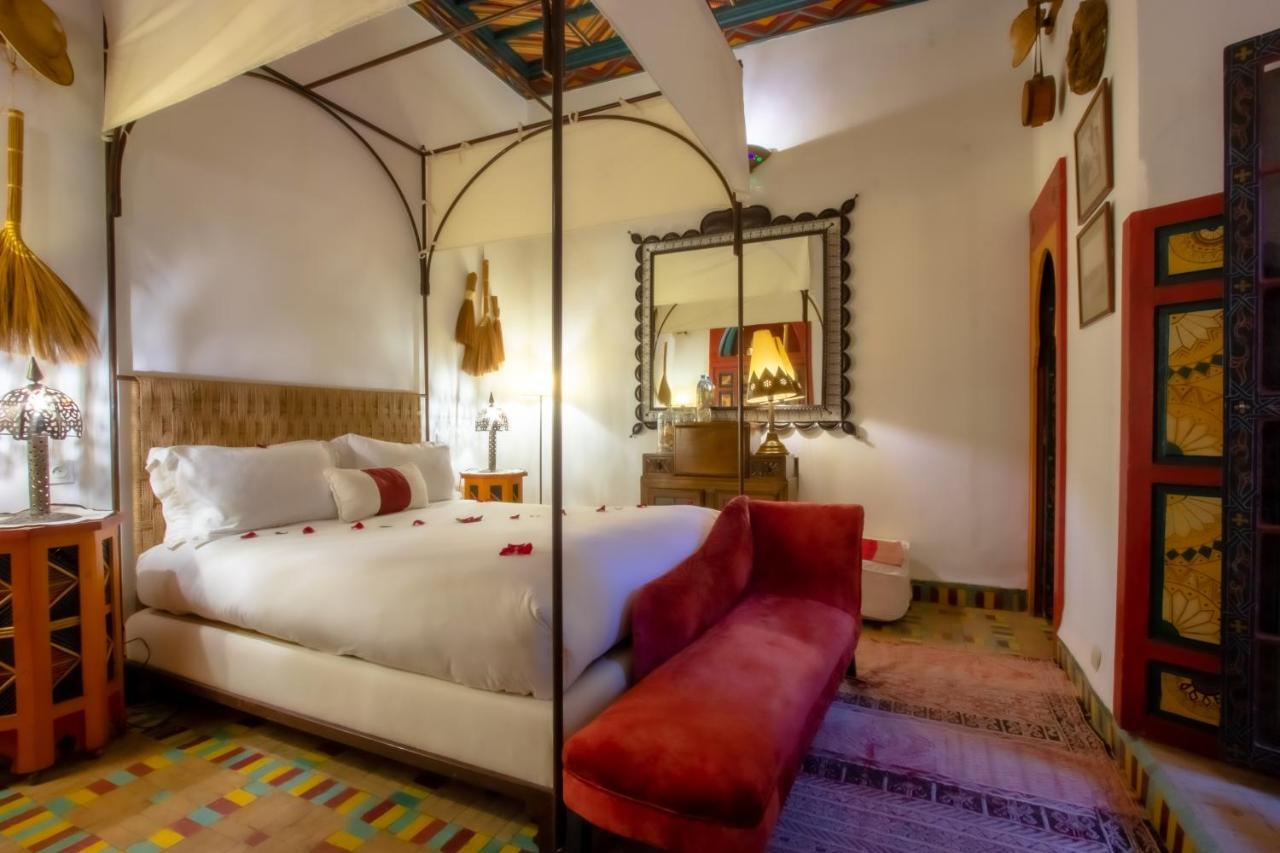 Riad Kaiss By Anika Riad 5*