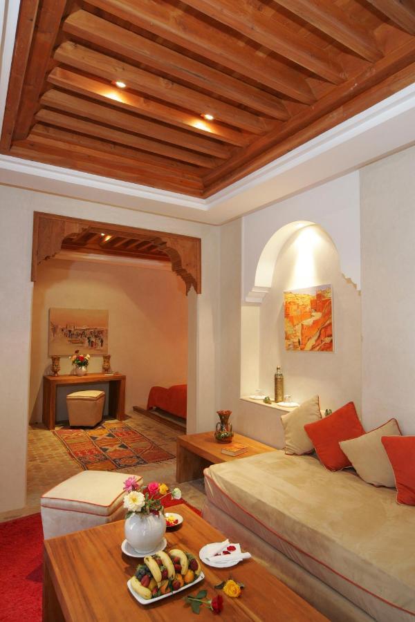 Slitine & Riad 4*
