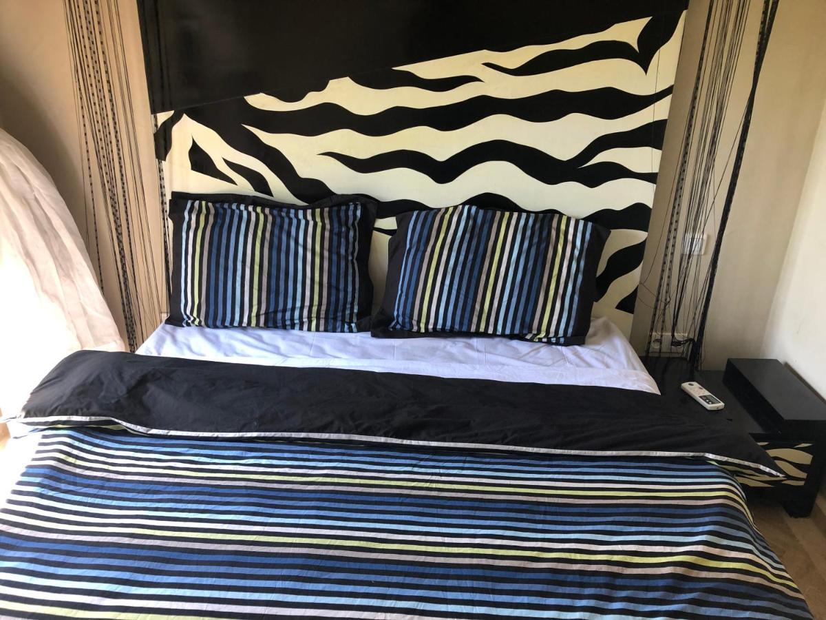 Appartement Dans Résidence Avec Golf, Piscine