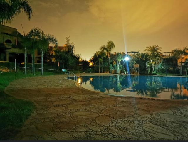 Dans Résidence Avec Golf, Piscine Appartement