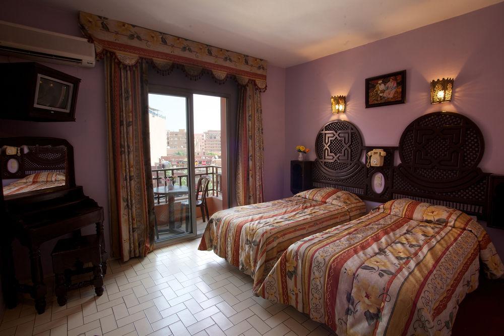 Amalay Hotel 3*
