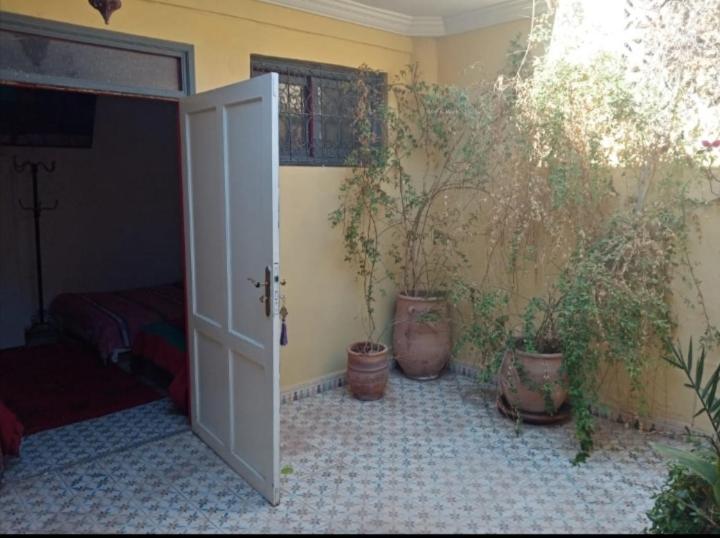 Taddert Guest house *