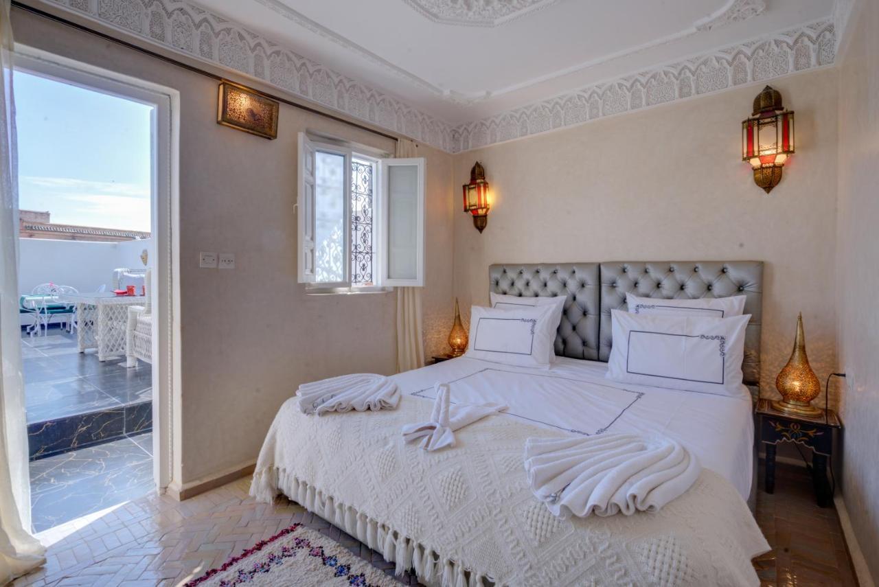 Riad Samira Group &