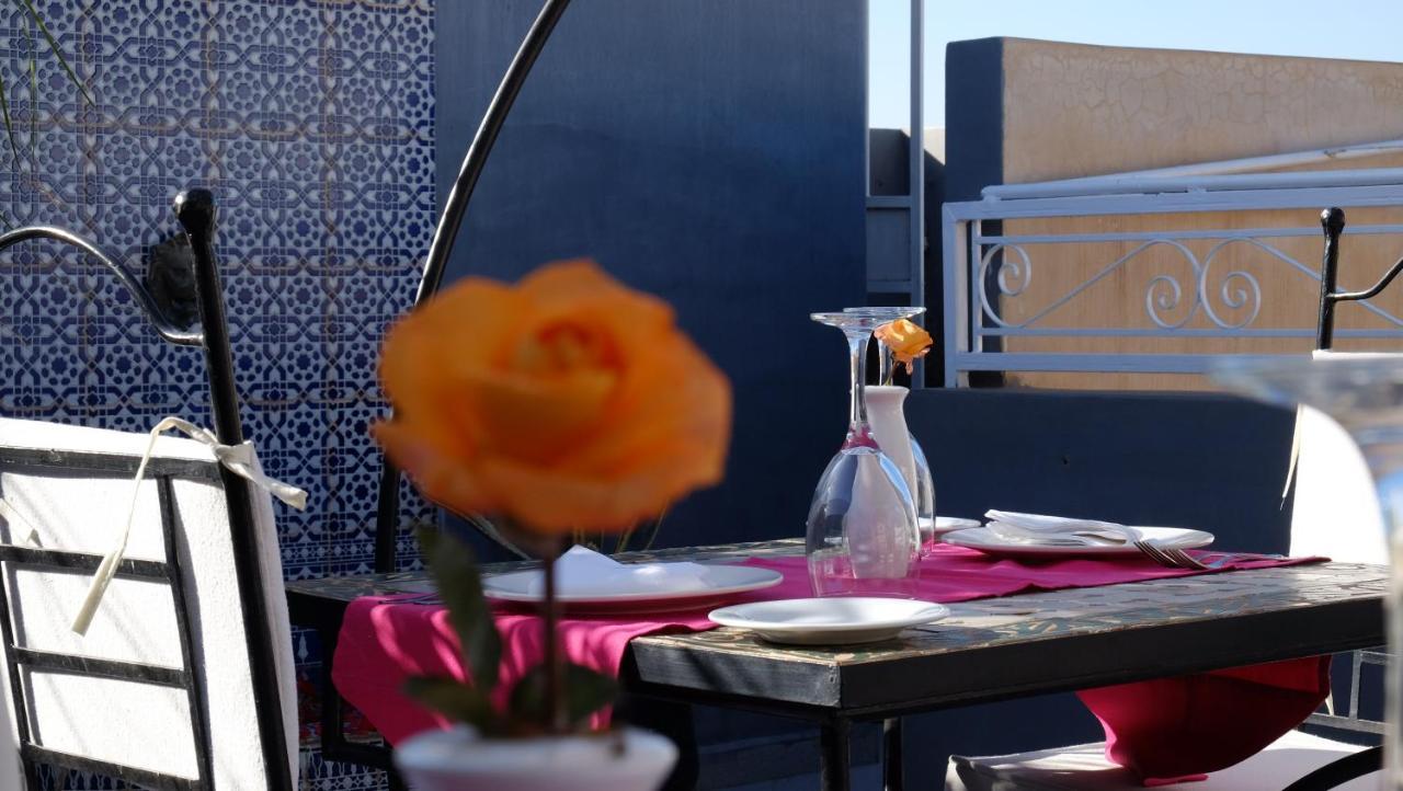 Nafis Riad 4*