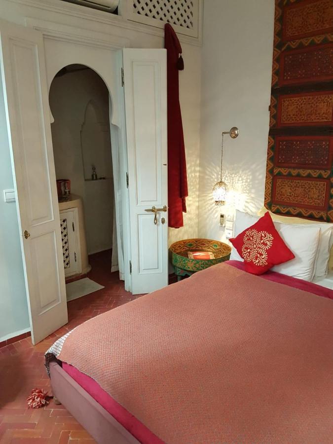 Laly Tourisme Eclaire Le Bijou De La Medina Marrakesh