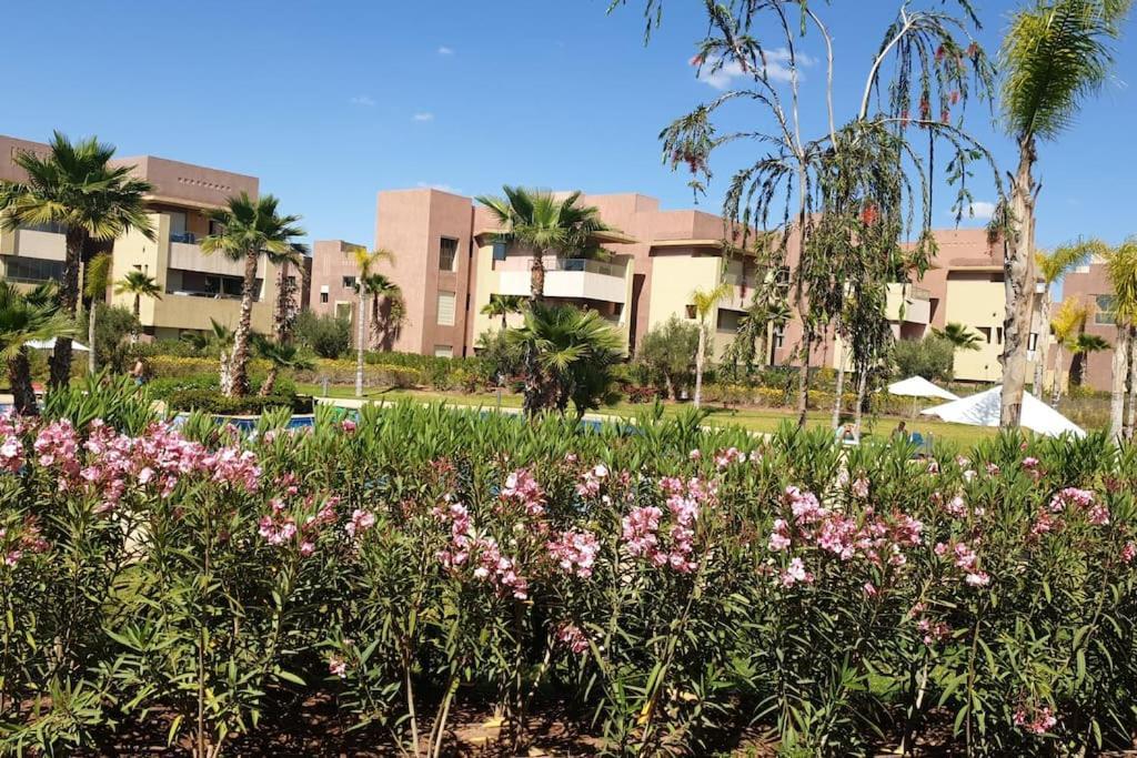 Apartment Very Charming Home, Garden, Great Location, Golf View & Direct Access Pool Marrakesh