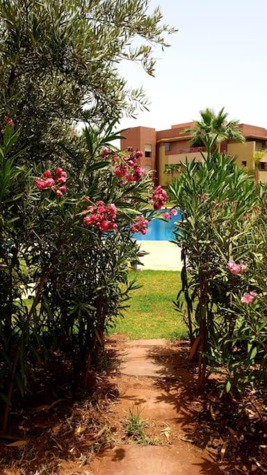Very Charming Home, Garden, Great Location, Golf View & Direct Access Pool *