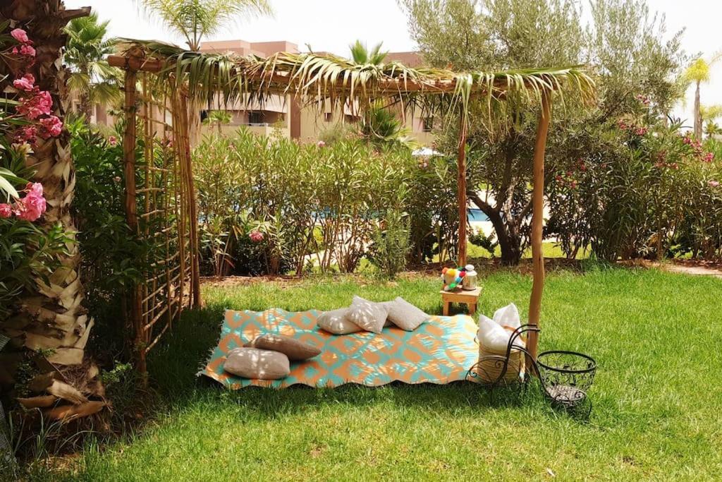 Very Charming Home, Garden, Great Location, Golf View & Direct Access Pool *